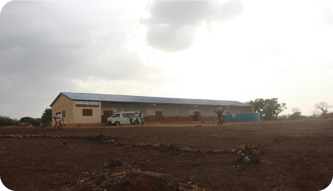 Bâtiment Scolaire construit par l'Association Fi-Bassar Allemande avec ses partenaires